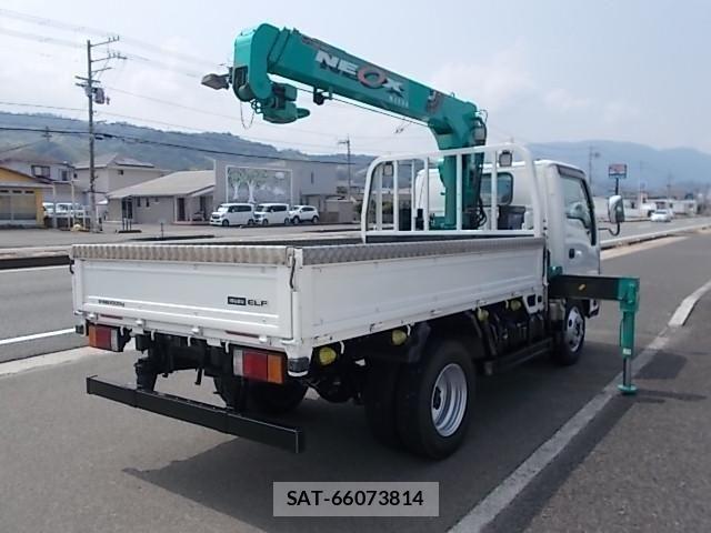 Isuzu ELF TRUCK 2016-05 8158359-2