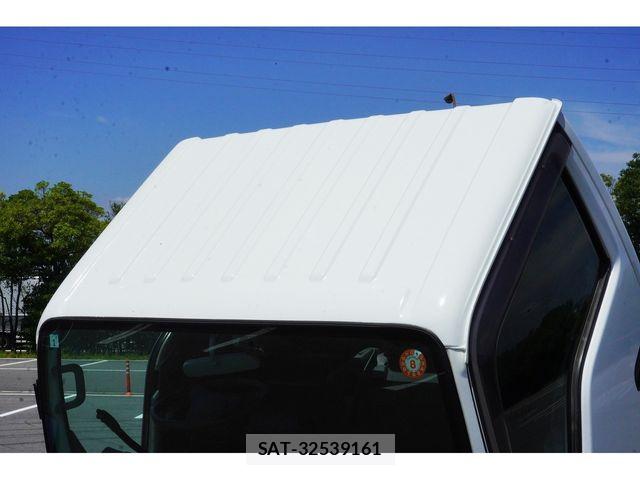 Isuzu ELF TRUCK 2018-01 8158356-11