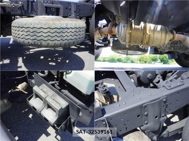 Isuzu ELF TRUCK 2018-01 8158356-17