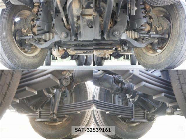 Isuzu ELF TRUCK 2018-01 8158356-19