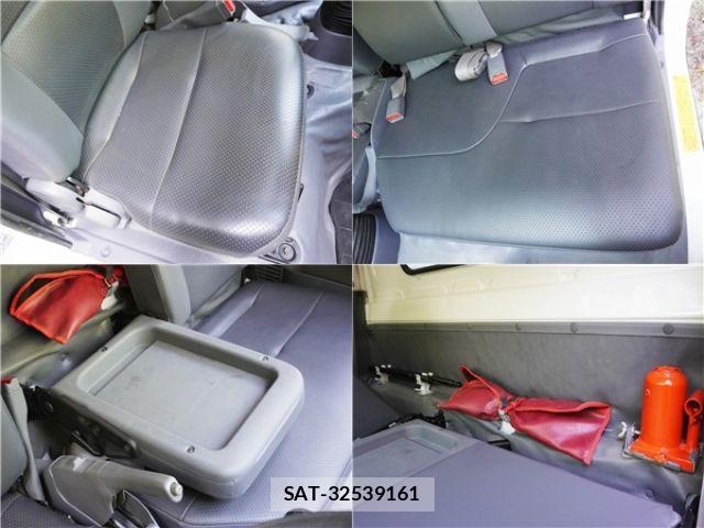 Isuzu ELF TRUCK 2018-01 8158356-28