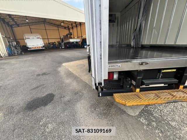 Isuzu ELF TRUCK 2021-06 8158367-21