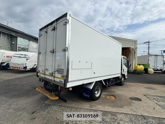 Isuzu ELF TRUCK 2021-06 8158367-4