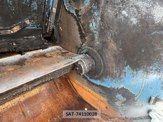 Isuzu ELF TRUCK 2013-09 8158360-15