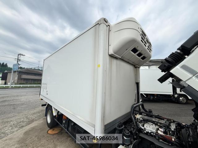 Isuzu ELF TRUCK 2019-06 8158369-11