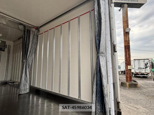 Isuzu ELF TRUCK 2019-06 8158369-14
