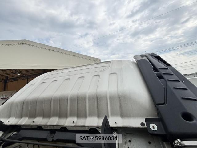 Isuzu ELF TRUCK 2019-06 8158369-24