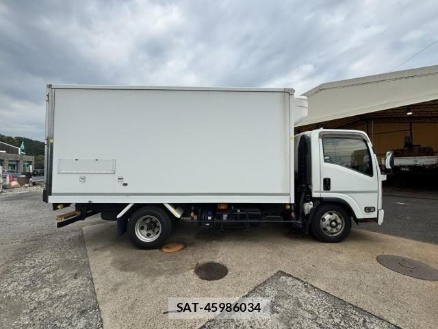 Isuzu ELF TRUCK 2019-06 8158369-3