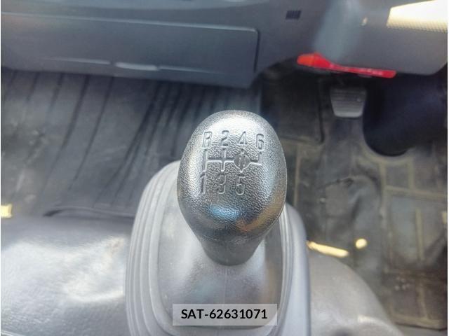 Isuzu ELF TRUCK 2023-01 8158344-27