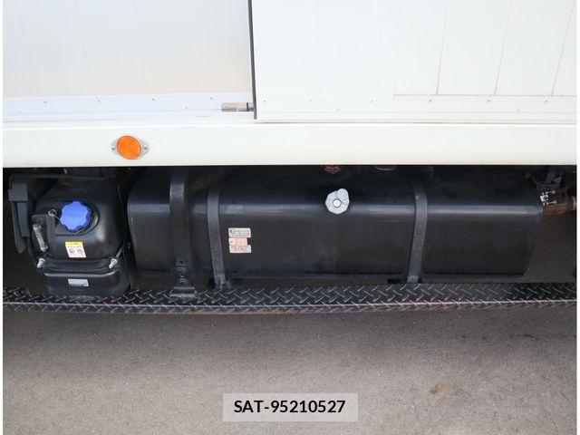 Isuzu ELF TRUCK 2021-03 8158361-16