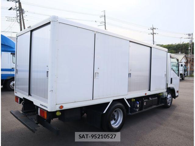 Isuzu ELF TRUCK 2021-03 8158361-2