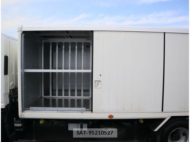 Isuzu ELF TRUCK 2021-03 8158361-8