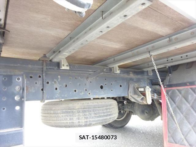 Isuzu ELF TRUCK 2007-08 8158368-9