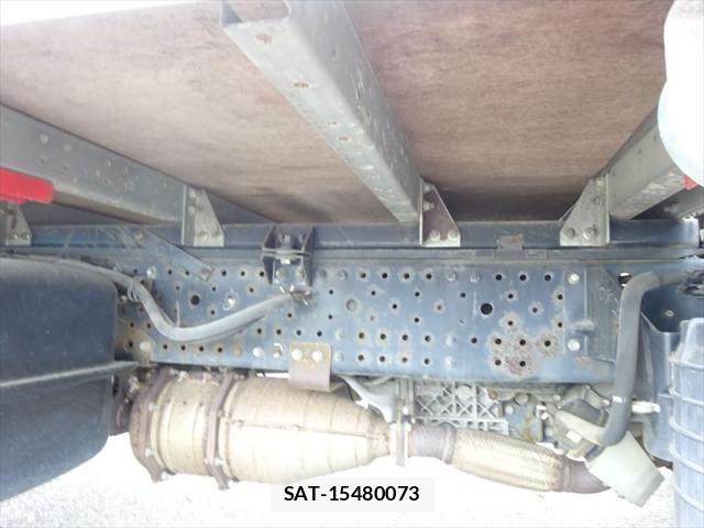 Isuzu ELF TRUCK 2007-08 8158368-7