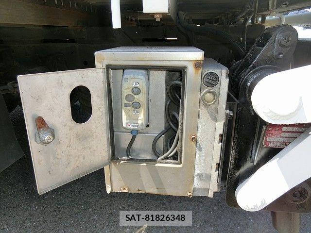 Isuzu ELF TRUCK 2010-09 8207394-24