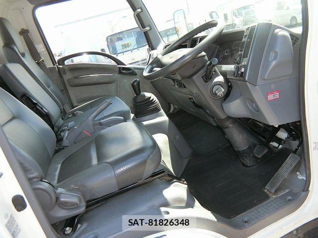 Isuzu ELF TRUCK 2010-09 8207394-2