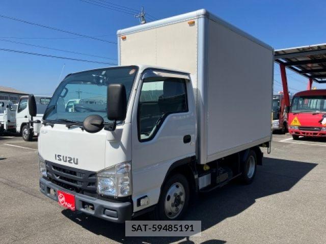 Isuzu ELF TRUCK 2017-07 8207399-0