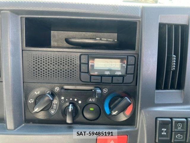 Isuzu ELF TRUCK 2017-07 8207399-22