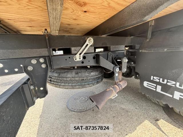 Isuzu ELF TRUCK 2018-11 8207391-28