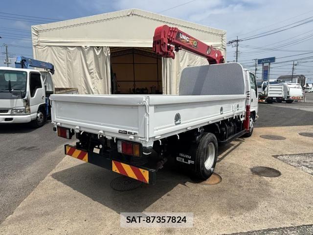 Isuzu ELF TRUCK 2018-11 8207391-4