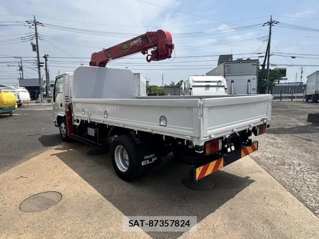 Isuzu ELF TRUCK 2018-11 8207391-6