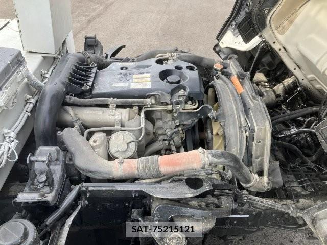 Isuzu ELF TRUCK 2008-06 8207402-23