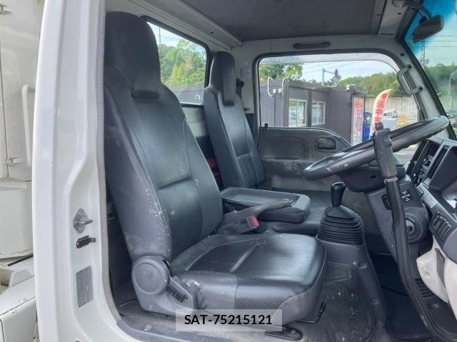 Isuzu ELF TRUCK 2008-06 8207402-29