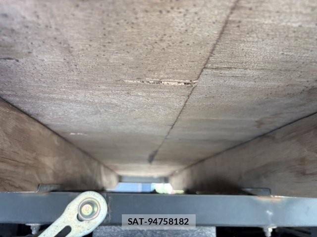 Isuzu ELF TRUCK 2020-11 8207389-25