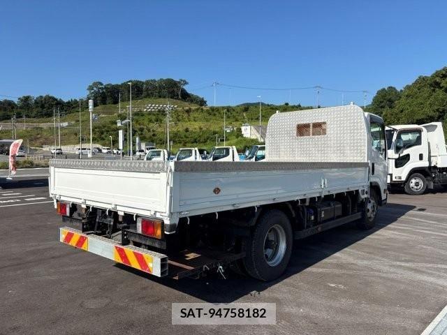 Isuzu ELF TRUCK 2020-11 8207389-3