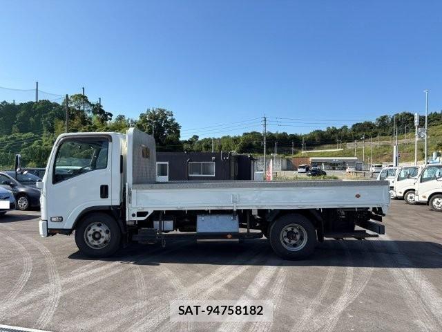 Isuzu ELF TRUCK 2020-11 8207389-4