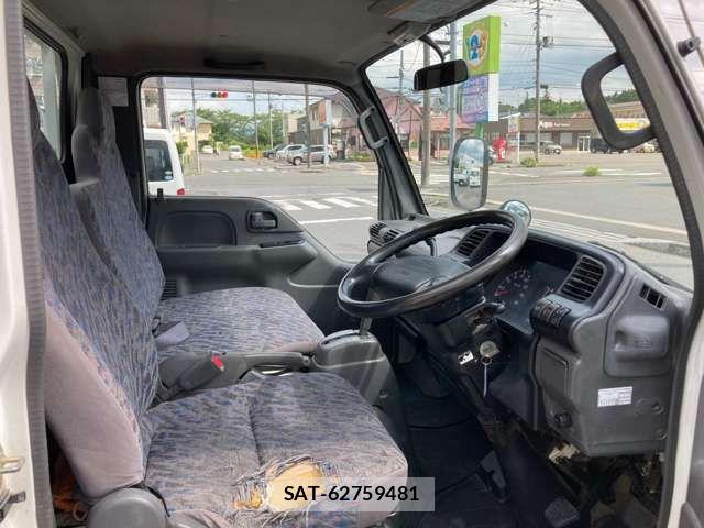 Isuzu ELF TRUCK 2004-05 8207397-19