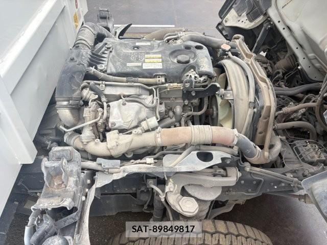 Isuzu ELF TRUCK 2017-09 8207392-21