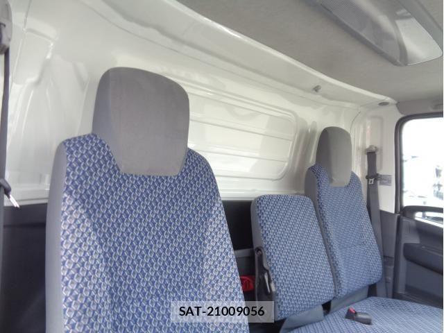 Isuzu ELF TRUCK 2020-05 8207390-23