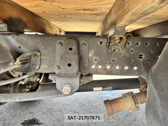 Isuzu ELF TRUCK 2012-03 8207398-27