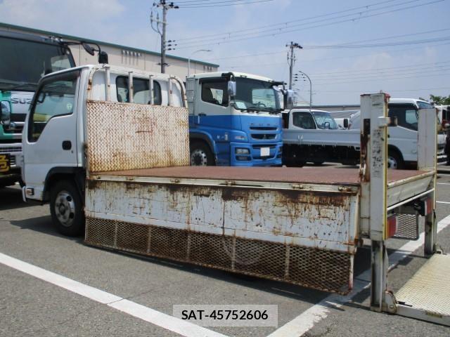 Isuzu ELF TRUCK 2012-09 8207400-10