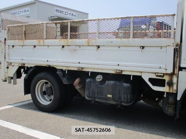 Isuzu ELF TRUCK 2012-09 8207400-13