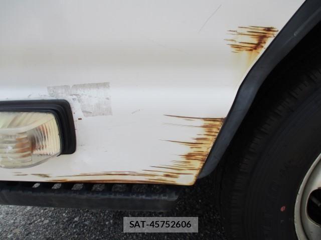 Isuzu ELF TRUCK 2012-09 8207400-21