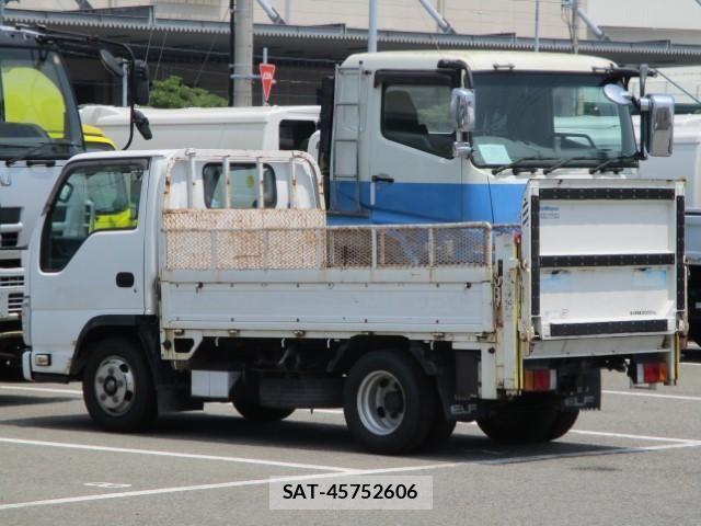 Isuzu ELF TRUCK 2012-09 8207400-3