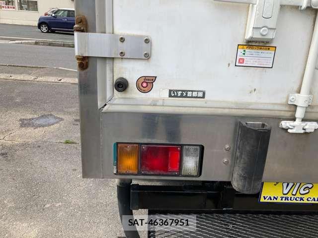 Isuzu ELF TRUCK 2014-05 8207401-16