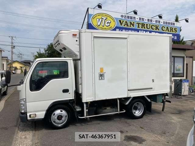 Isuzu ELF TRUCK 2014-05 8207401-19