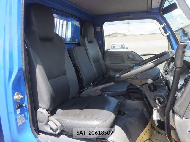 Isuzu ELF TRUCK 2015-03 8207393-11