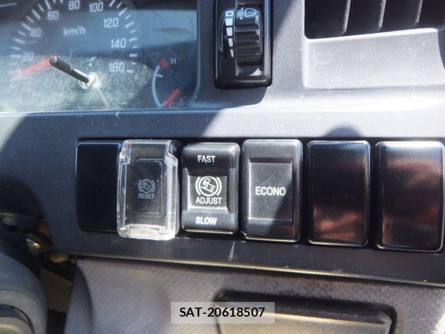 Isuzu ELF TRUCK 2015-03 8207393-19