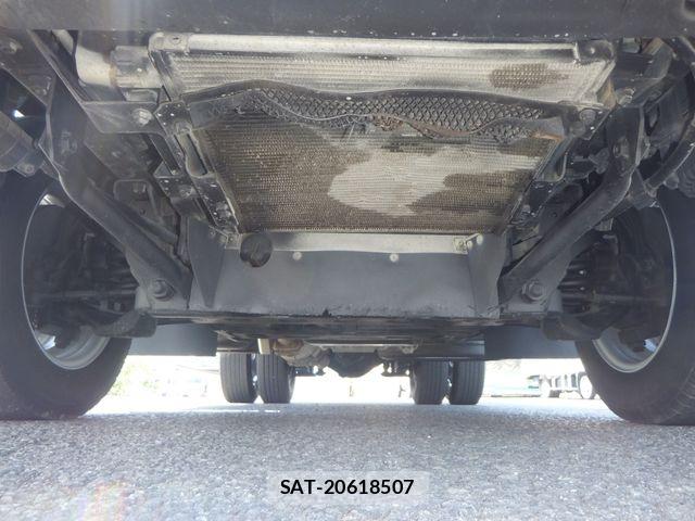 Isuzu ELF TRUCK 2015-03 8207393-22