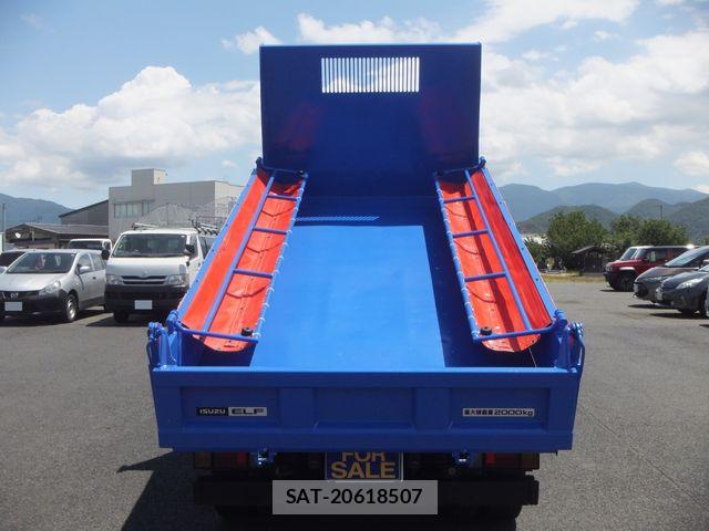 Isuzu ELF TRUCK 2015-03 8207393-6