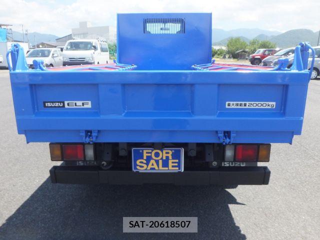 Isuzu ELF TRUCK 2015-03 8207393-7