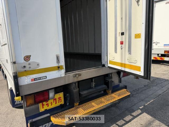 Isuzu ELF TRUCK 2020-06 8229837-9