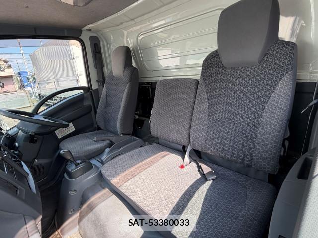Isuzu ELF TRUCK 2020-06 8229837-20