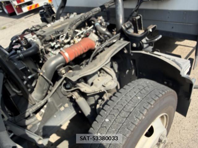 Isuzu ELF TRUCK 2020-06 8229837-26
