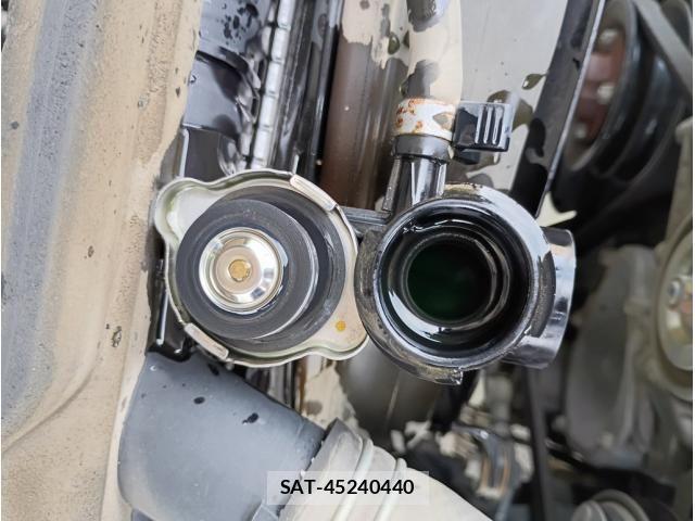 Isuzu ELF TRUCK 2017-09 8229811-13