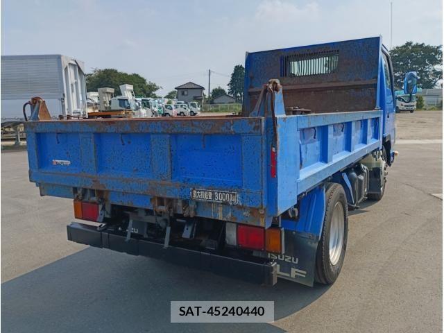 Isuzu ELF TRUCK 2017-09 8229811-2